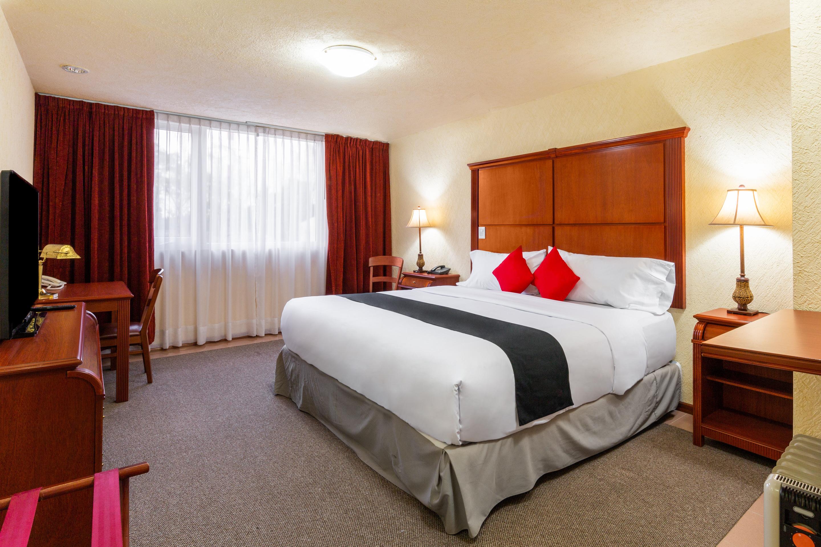 Howard Johnson By Wyndham Toluca Eksteriør billede