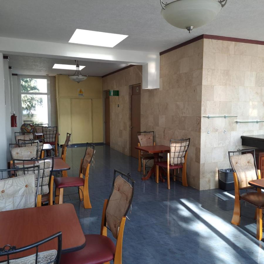 Howard Johnson By Wyndham Toluca Eksteriør billede
